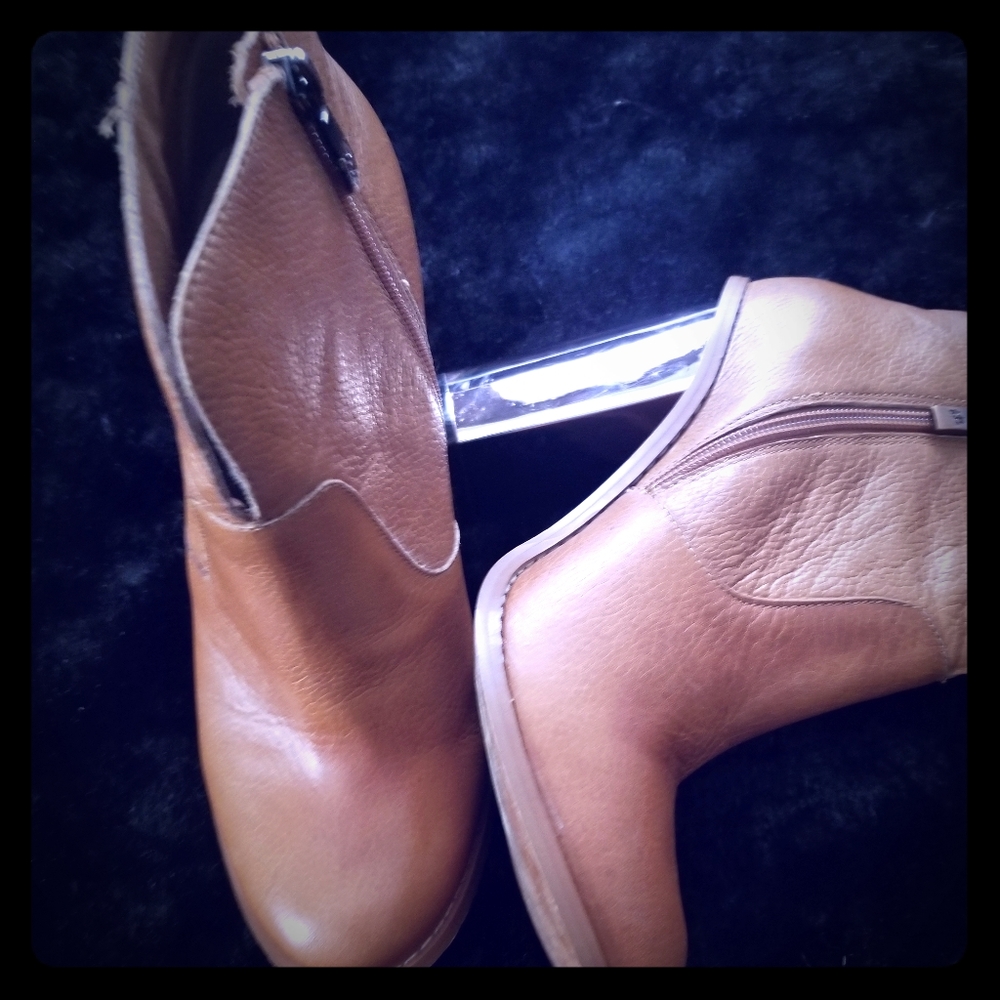 Kristian Cavallari 'Chinese Laundry Booties